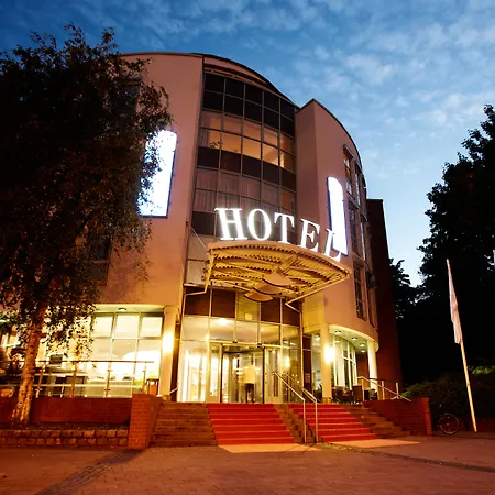 Hotel Kiel By Golden Tulip-2