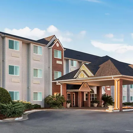 Microtel Inn & Suites By Wyndham-3