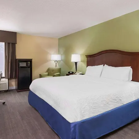 Hampton Inn Raleigh Cary-2