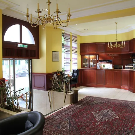 TOP Hotel Amberger-3