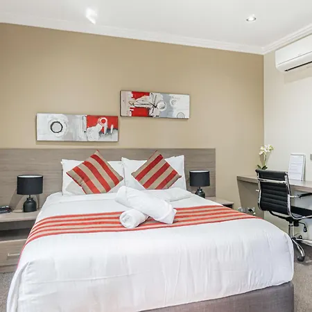 Best Western Plus Camperdown Suites-2