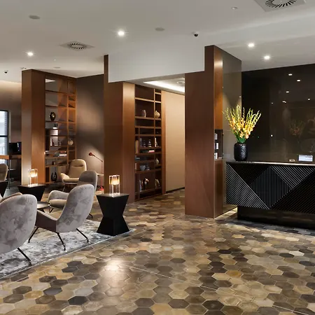 Hotel Sadova-2