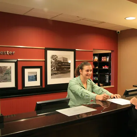Hampton Inn & Suites Rochester-North-2