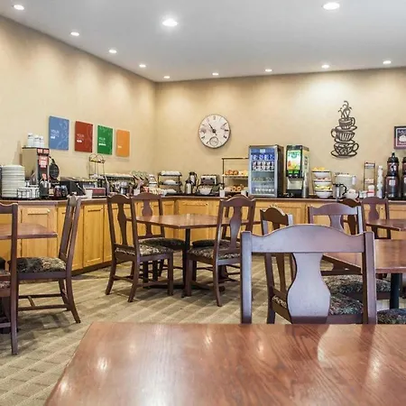 Comfort Inn & Suites Macon-2