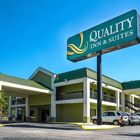 Quality Inn & Suites Near Six Flags - Austell-3