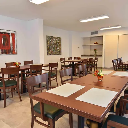 Arc Arenales Studios & Suites-3