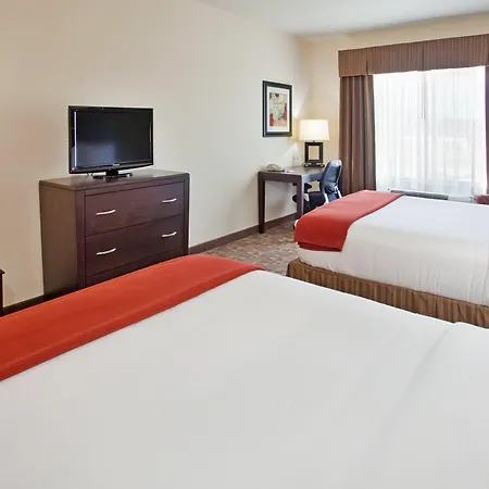 Holiday Inn Express & Suites North-2