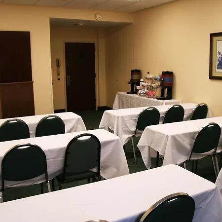 Hampton Inn & Suites Jackson Coliseum-2