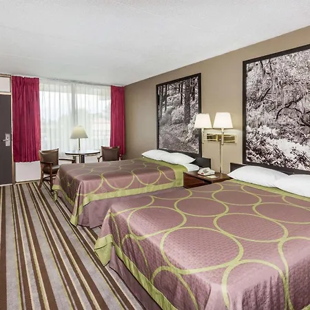Super 8 By Wyndham Valdosta Mall-2