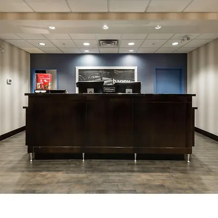 Hampton Inn & Suites By Hilton Lethbridge-2