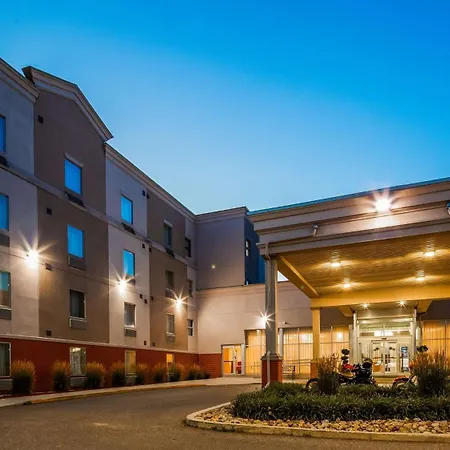 Best Western Plus Bowmanville-2