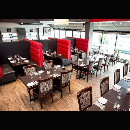 Spark By Hilton Montreal Brossard-3
