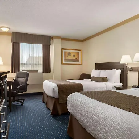 Days Inn & Suites By Wyndham Sault Ste. Marie On-3