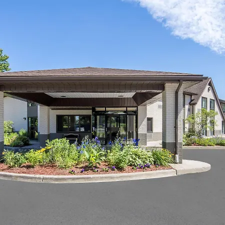 Comfort Inn Lakeshore-2