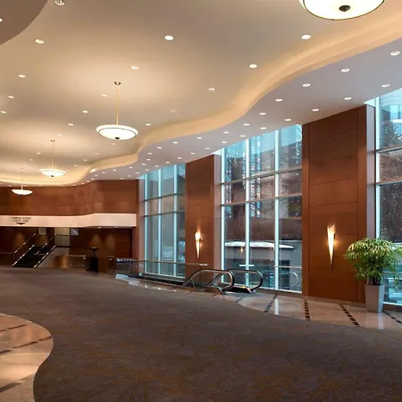 Hilton Suites Toronto-Markham Conference Centre & Spa-3