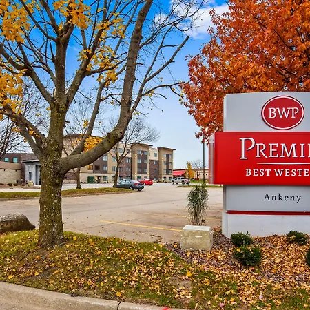 Best Western Plus Okotoks Inn & Suites-2