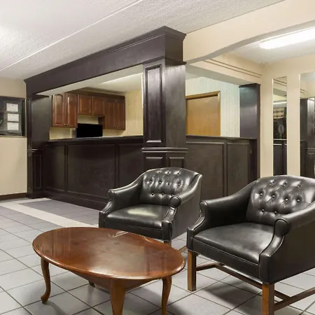 Super 8 By Wyndham Kingsport /I-81-2