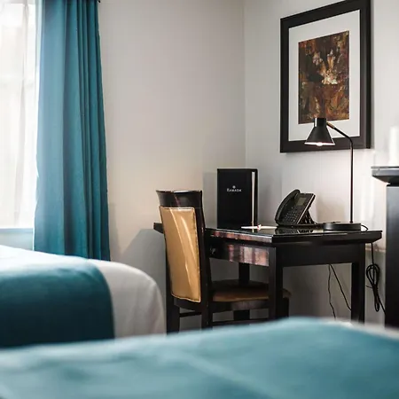 Ramada By Wyndham Surrey/Langley-3