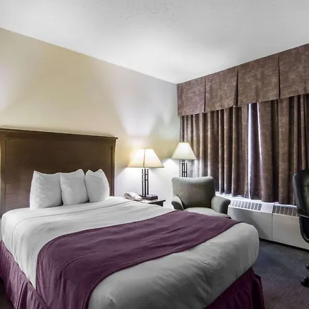 Quality Inn & Suites Yellowknife-2