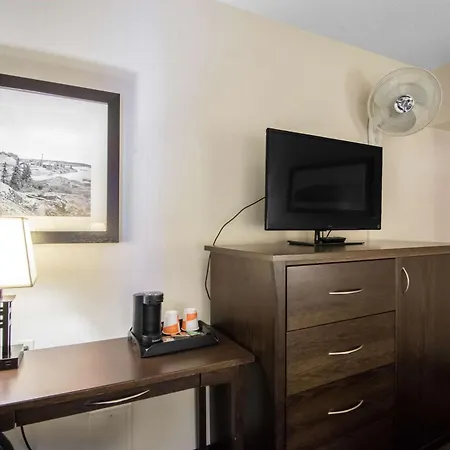Quality Inn & Suites Yellowknife-3