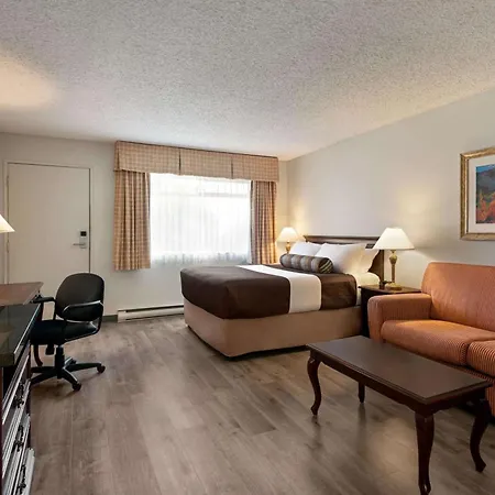Travelodge By Wyndham Abbotsford Bakerview-3