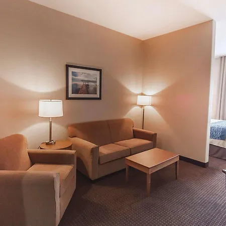 Comfort Inn & Suites Bonnyville-3