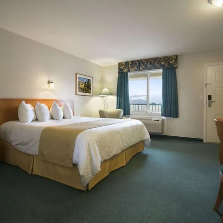 Ramada Merritt-3