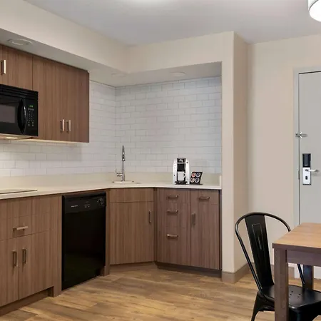 Canalta Hotel Airdrie-2