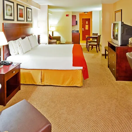 Holiday Inn Express Hotel & Suites Dickson By Ihg-3