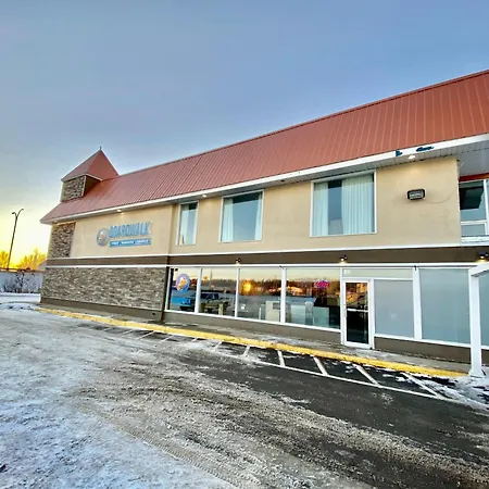 Ramada By Wyndham Whitecourt-3