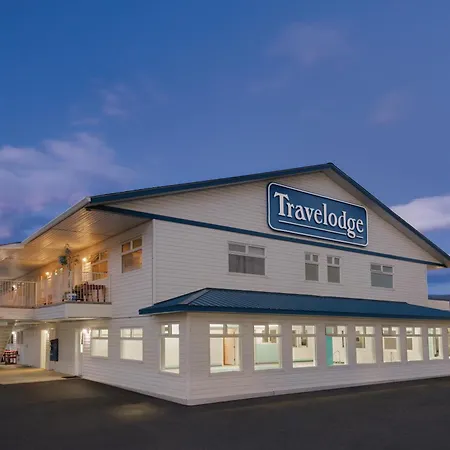 Travelodge By Wyndham Salmon Arm Bc-3