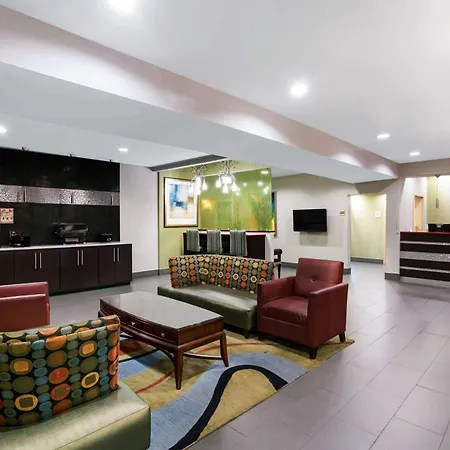 La Quinta By Wyndham Lebanon-2