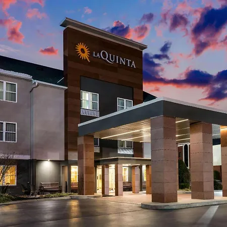 La Quinta By Wyndham Lebanon-3