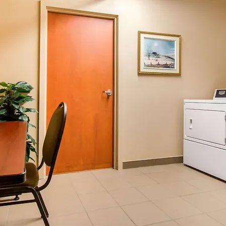 Comfort Inn & Suites Shawinigan-3