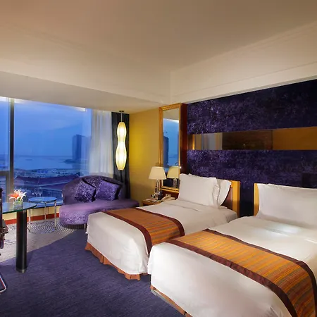 Zhuhai Charming Holiday Hotel-2
