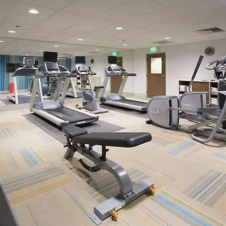 Holiday Inn Express & Suites Danbury - I-84 By Ihg-2