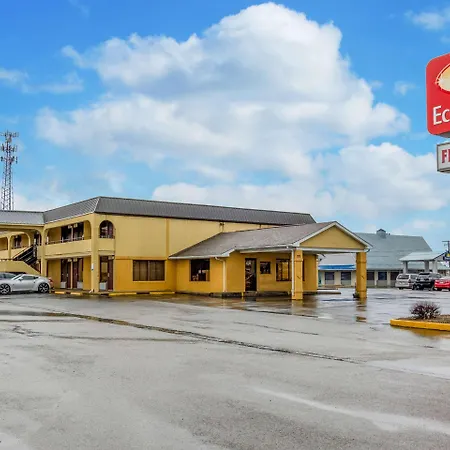 Econo Lodge-3
