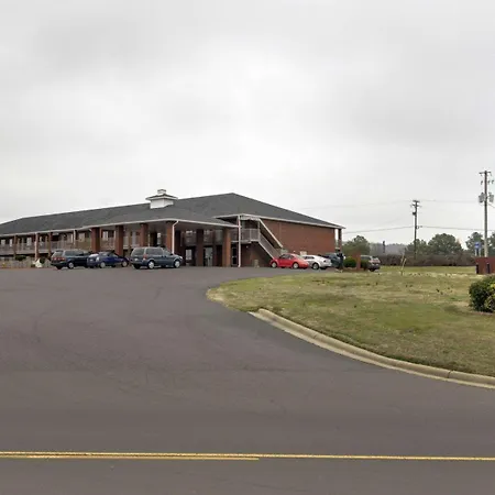 Quality Inn Russellville I-40-2