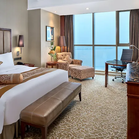Crowne Plaza Zhenjiang By Ihg-3