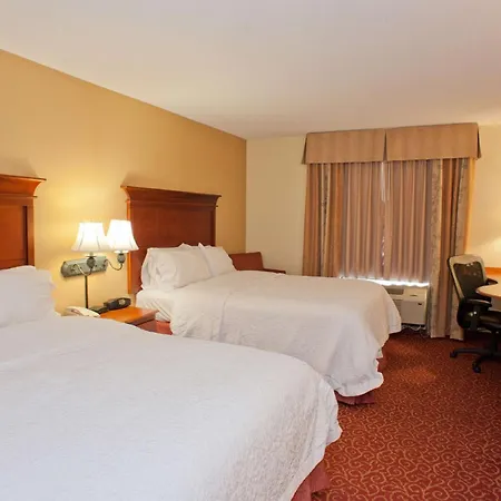 Hampton Inn & Suites Mccomb-2