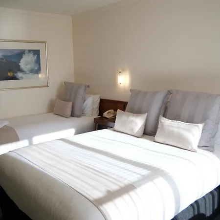 Surestay Hotel By Best Western The Clarence On Melville-2