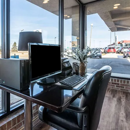 Quality Inn & Suites Albert Lea-2