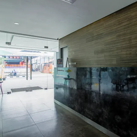 Reddoorz Plus Near Tebet-2