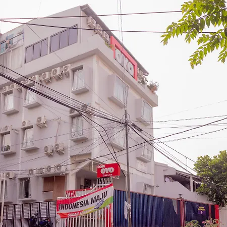 OYO 208 G House Near RS Siloam Pasar Baru-2