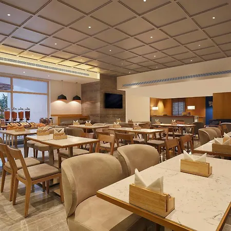 Holiday Inn Express Bengaluru Yeshwantpur By Ihg-3