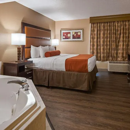 Best Western Crossroads Of The Bluffs-3