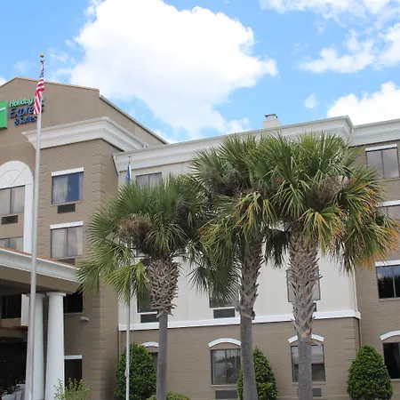 Holiday Inn Express By Ihg-3