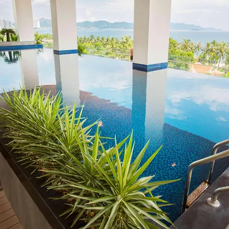 Queen Ann Nha Trang Hotel-2