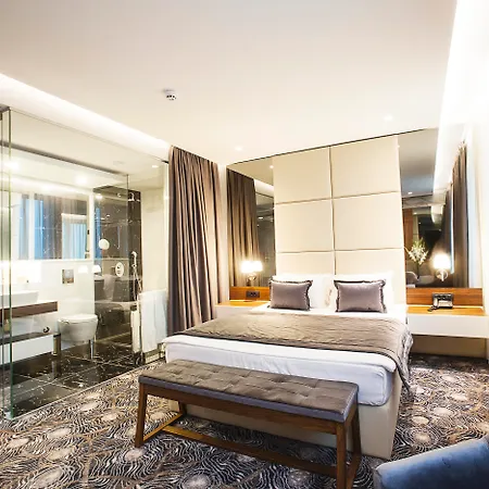 Sky Hotel-3