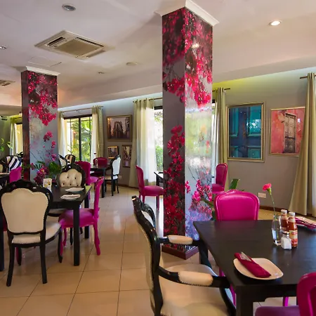 Sea Cliff Court Hotel & Luxury Apartments-2